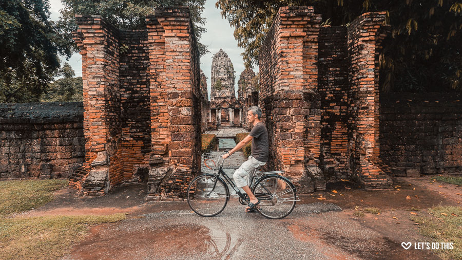 mit dem Rad durch Sukhothai